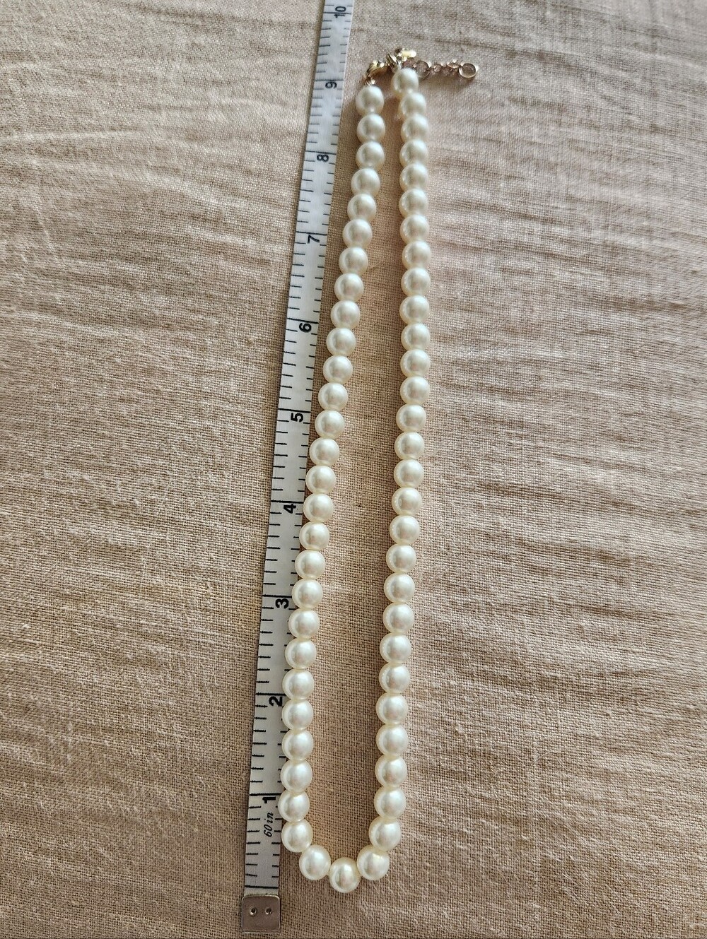 J. Crew Classic White/Ivory Faux Pearl Necklace 18in - Picture 5 of 5